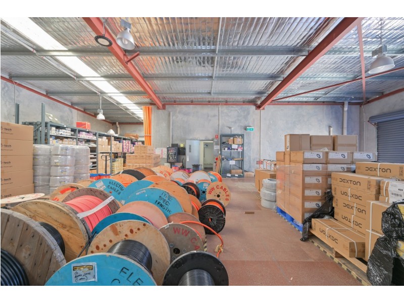 1/24 Sustainable Avenue, Bibra Lake WA 6163