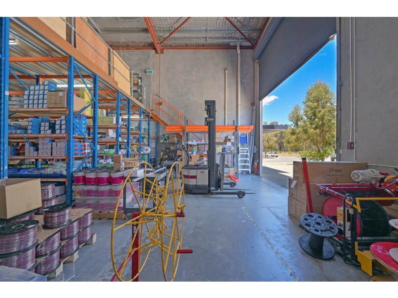 1/24 Sustainable Avenue, Bibra Lake WA 6163