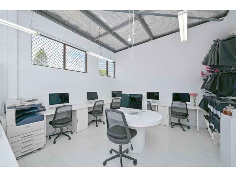 92 Stirling Highway, North Fremantle WA 6159