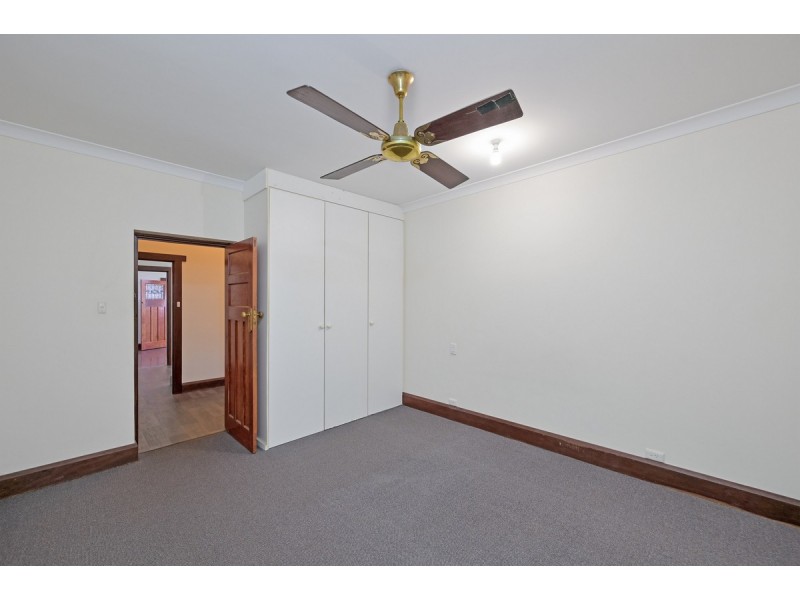 1/71 Fairway, Crawley WA 6009