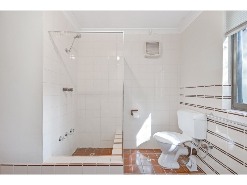 2/71 Fairway, Crawley WA 6009