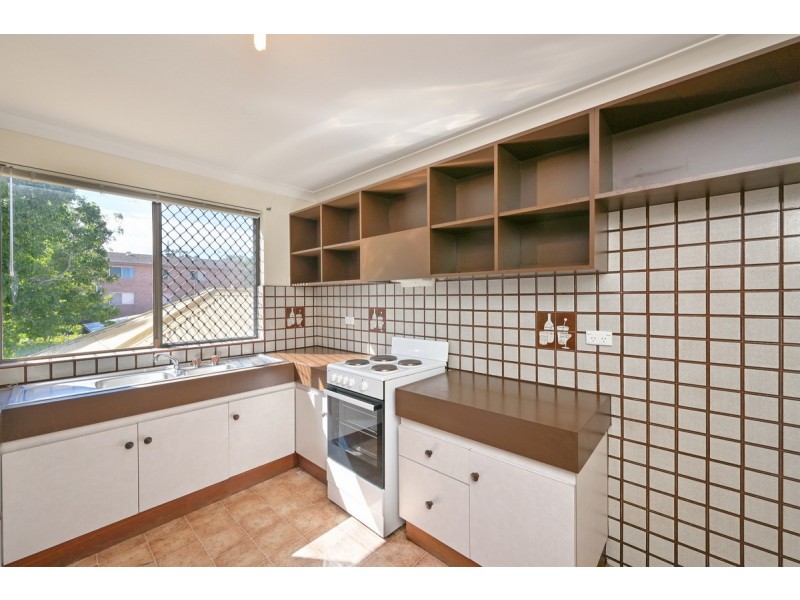 2/71 Fairway, Crawley WA 6009