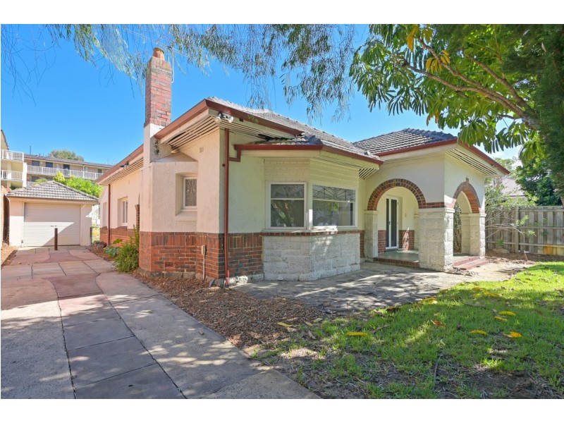 73 Fairway, Crawley WA 6009