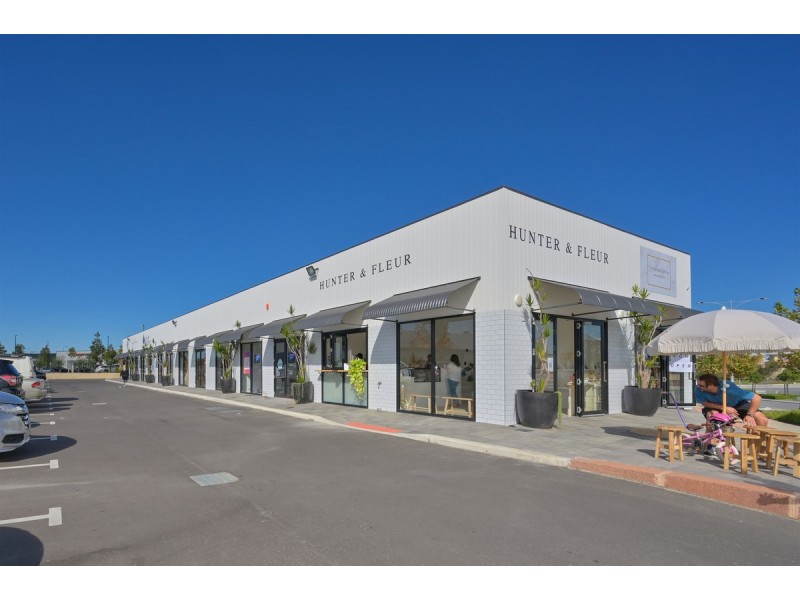 7 Jewel Way, Banksia Grove WA 6031