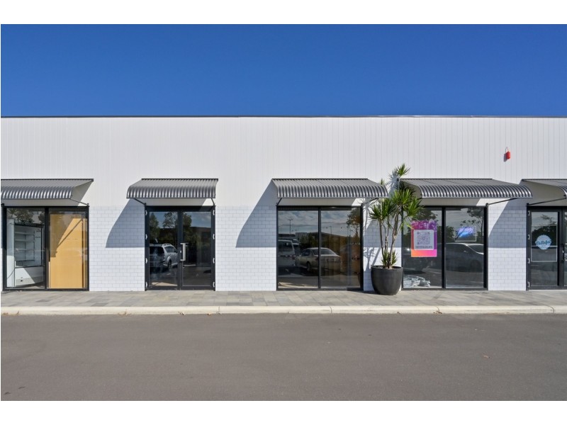 7 Jewel Way, Banksia Grove WA 6031