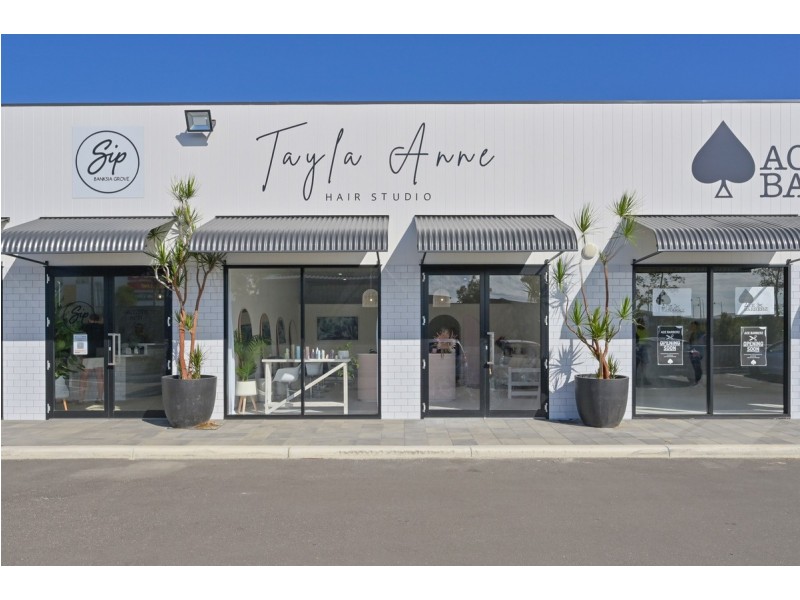 7 Jewel Way, Banksia Grove WA 6031