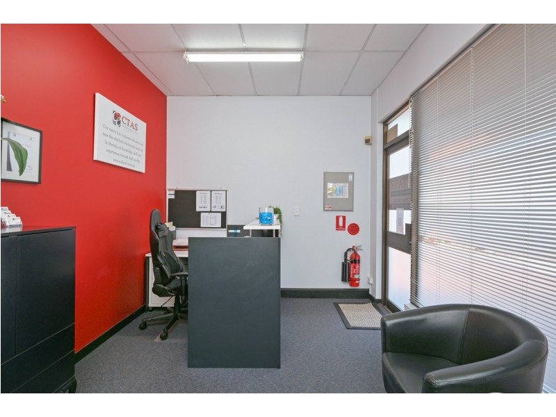 4 & 5/1 – 13 Hamilton Street, Cannington WA 6107