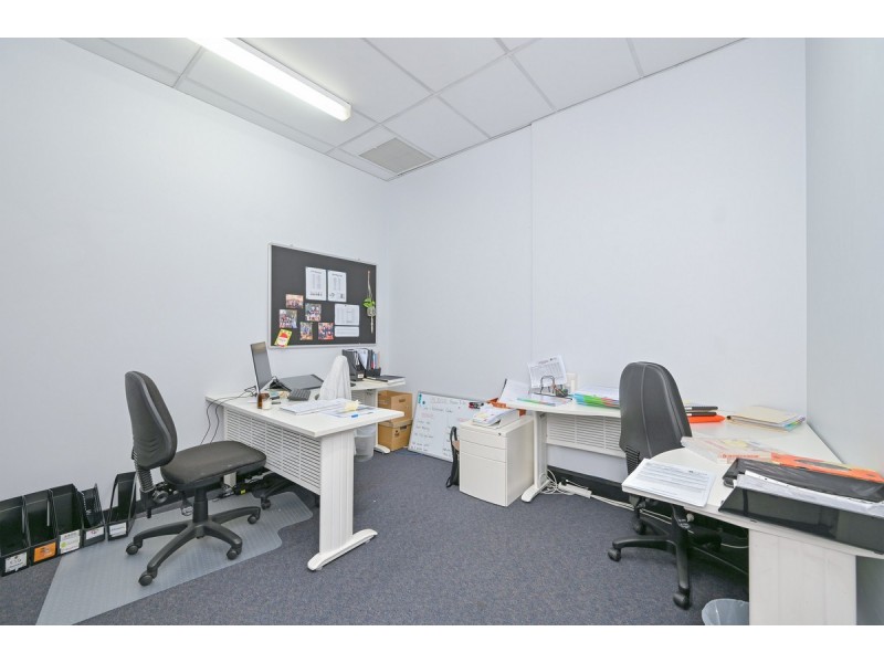 4 & 5/1 – 13 Hamilton Street, Cannington WA 6107