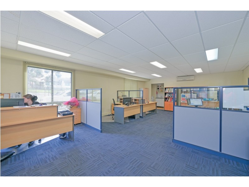 52-54 Irvine Street, Bayswater WA 6053