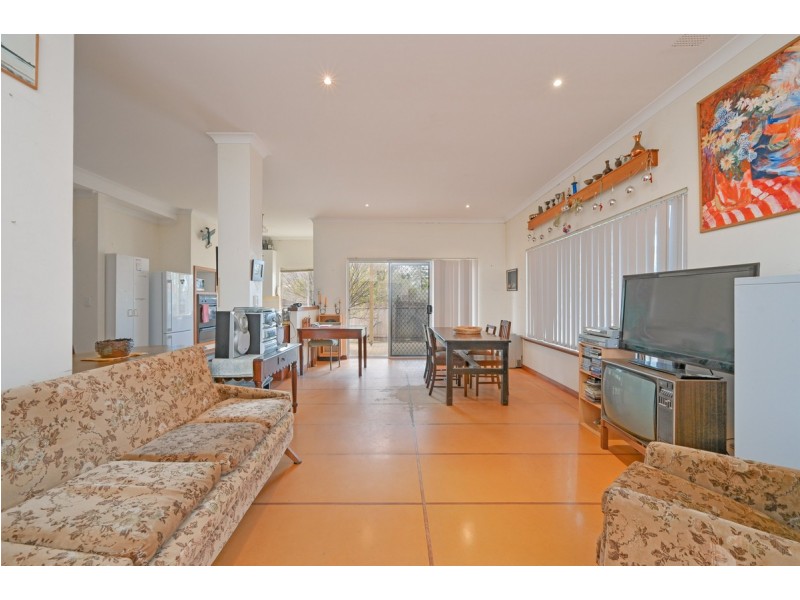 23 Brighton Road, Scarborough WA 6019