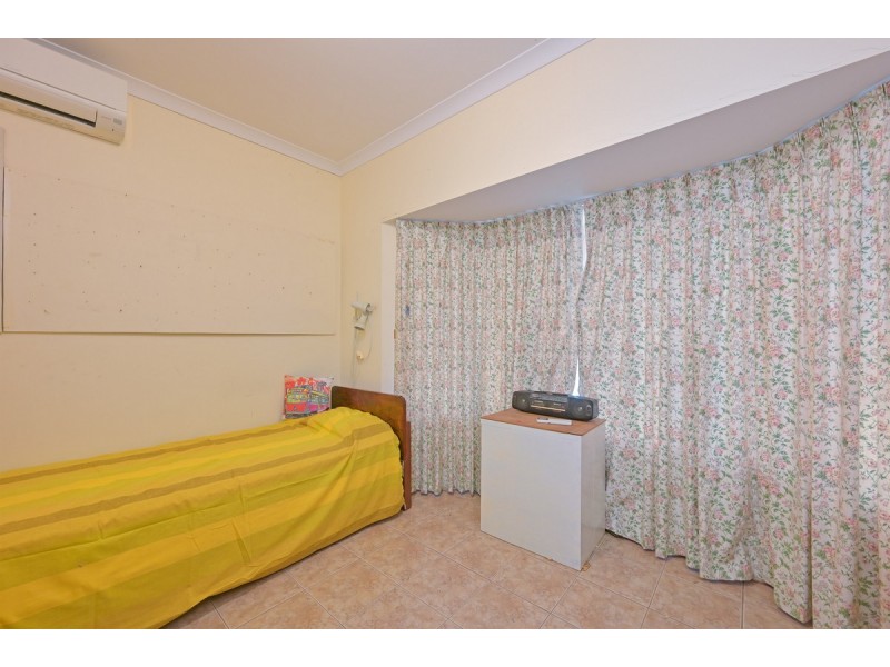 23 Brighton Road, Scarborough WA 6019