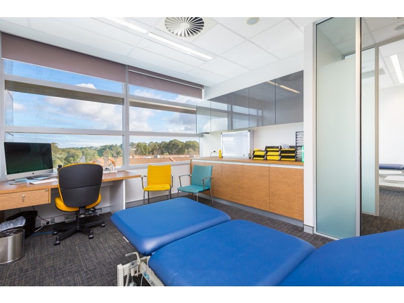 41/3 Barry Marshall Parade, Murdoch WA 6150