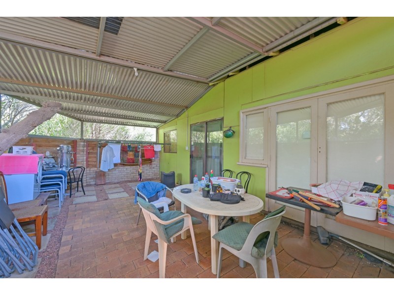2 Falls Road, Serpentine WA 6125