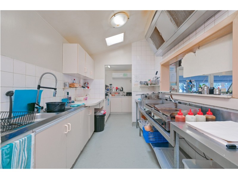 2 Falls Road, Serpentine WA 6125