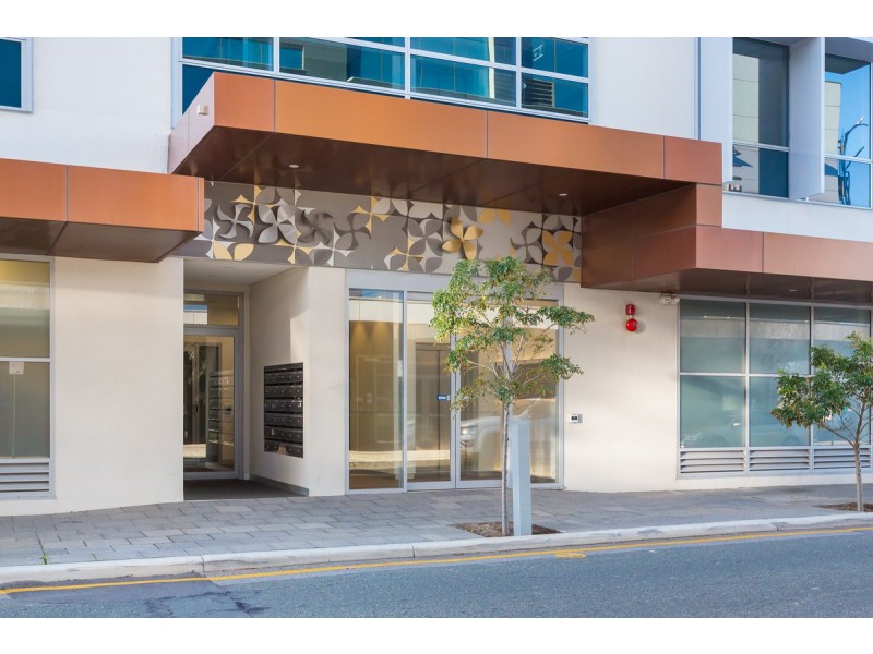 8/98 Mill Point Road, South Perth WA 6151