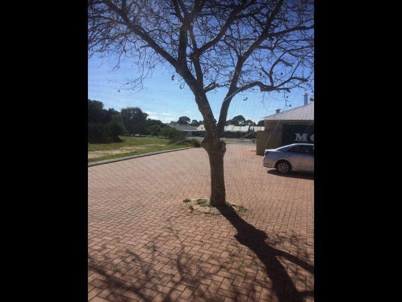 4 & 5/23 Edinburgh Avenue, Kinross WA 6028