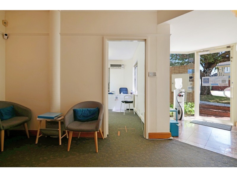 1 & 2/128 Northwood Street, West Leederville WA 6007