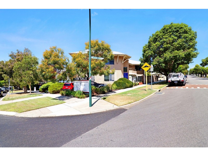 1 & 2/128 Northwood Street, West Leederville WA 6007