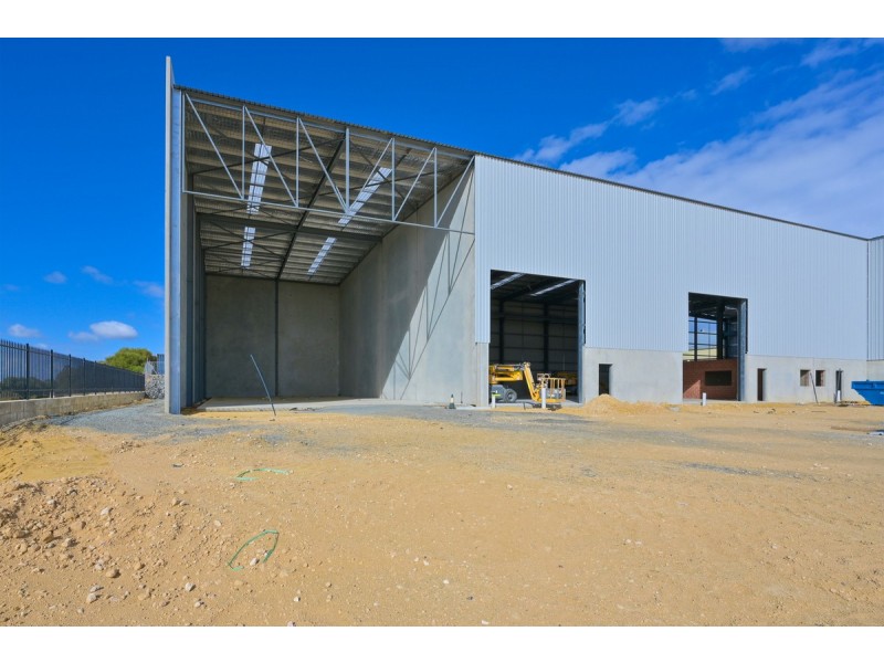 1 Railway Parade, Bibra Lake WA 6163