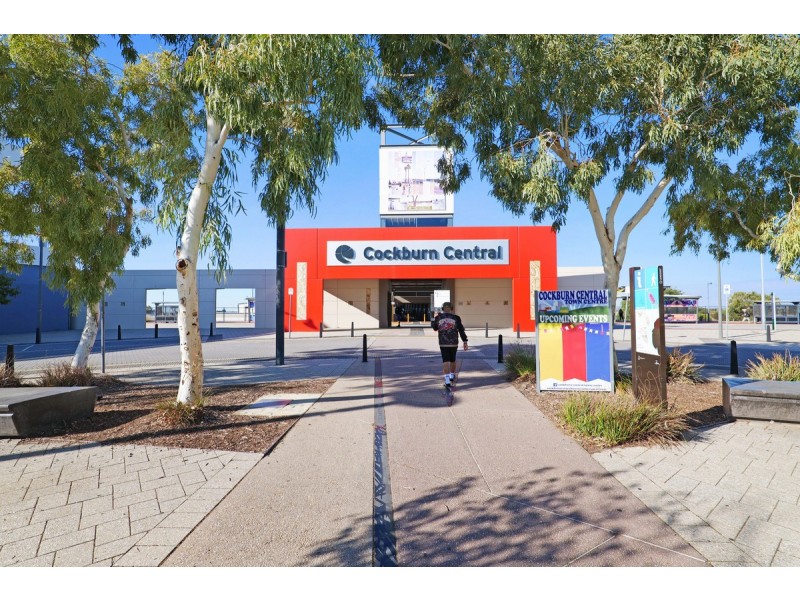 713 Warton Road, Piara Waters WA 6112