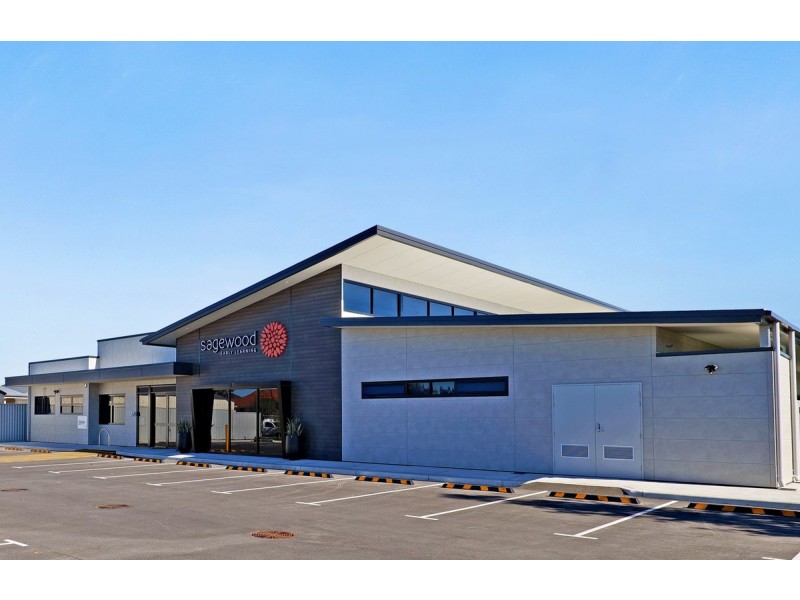 216 Wentworth Parade, Success WA 6164