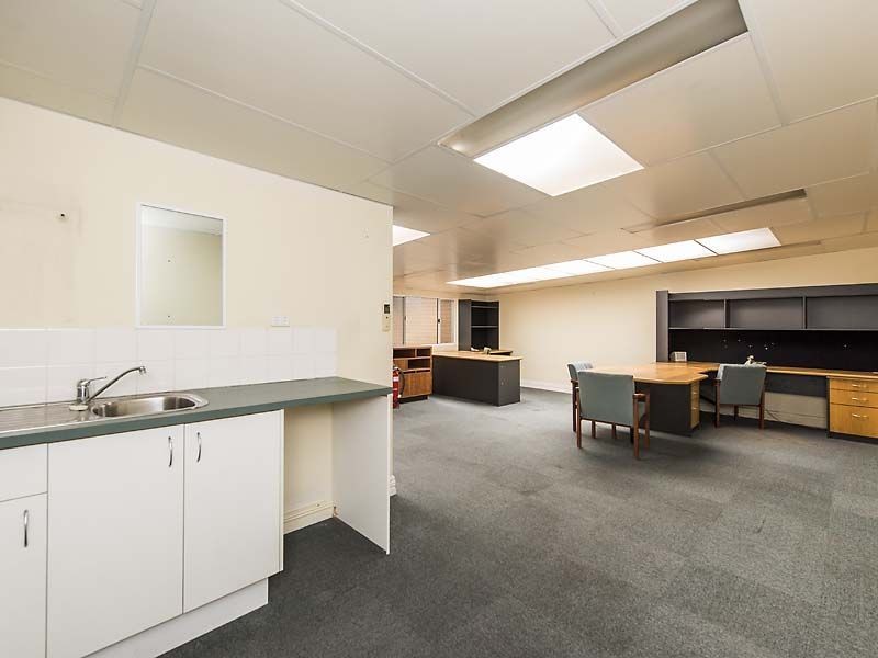 8/73 Holder Way, Malaga WA 6090