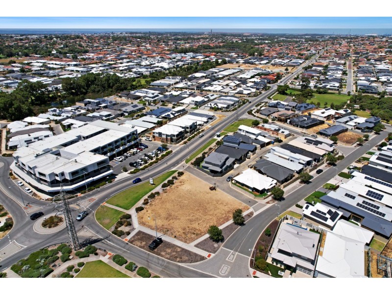 47 Entrance Road, Coogee WA 6166