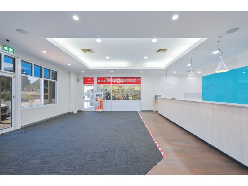 1 Sutherland Parade, Parmelia WA 6167
