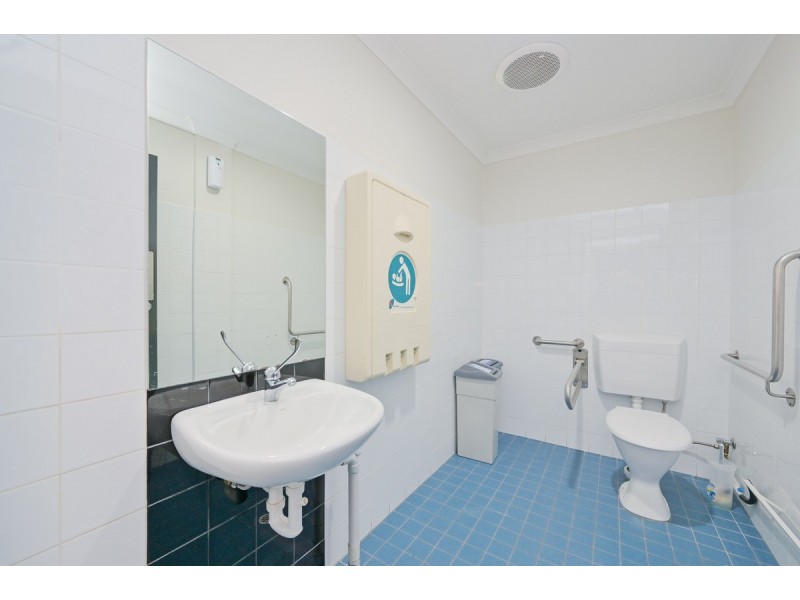 1 Sutherland Parade, Parmelia WA 6167