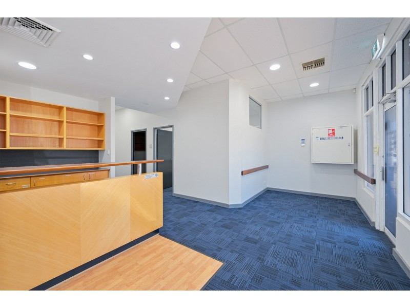 1 Sutherland Parade, Parmelia WA 6167