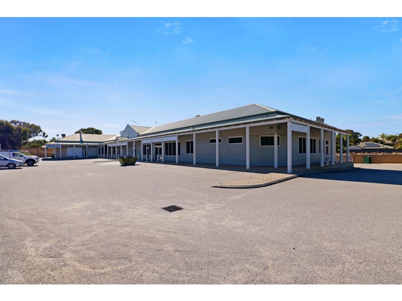 1 Sutherland Parade, Parmelia WA 6167