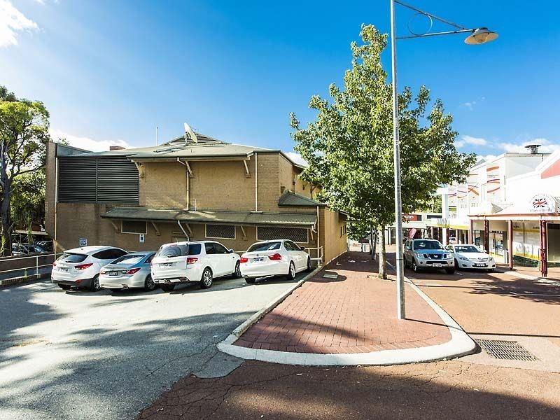 21 Haynes Street, Kalamunda WA 6076