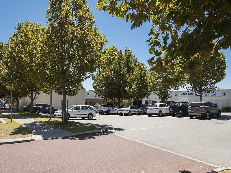 1/55 Central Road, Rossmoyne WA 6148