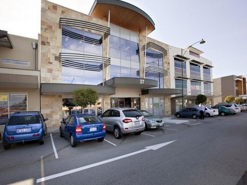 1/37 Cedric Street, Stirling WA 6021