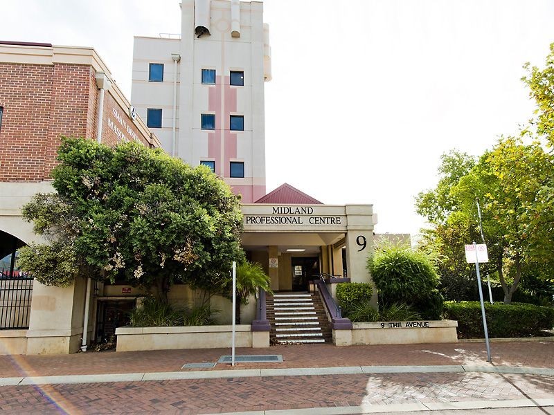 2/9 The Avenue, Midland WA 6056