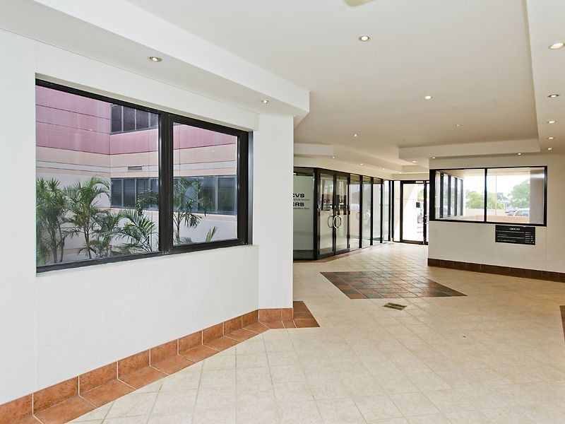 2/9 The Avenue, Midland WA 6056