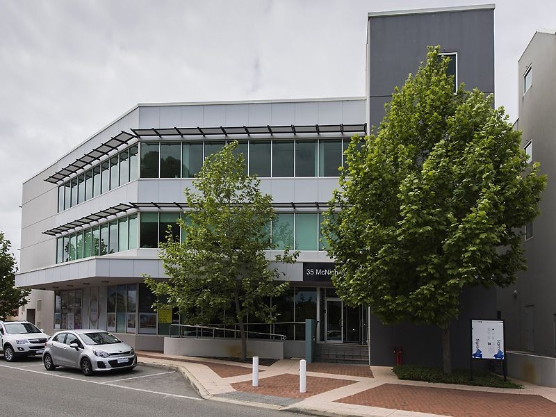 35 McNicholl Street, Rockingham WA 6168