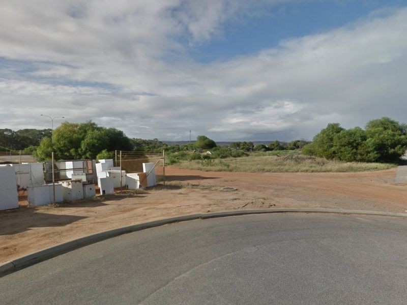 6 Cassin Place, Webberton WA 6530