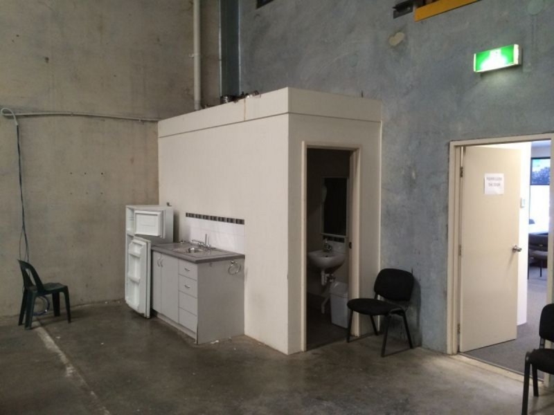 5 6 & 9/48 Kelvin Road, Maddington WA 6109