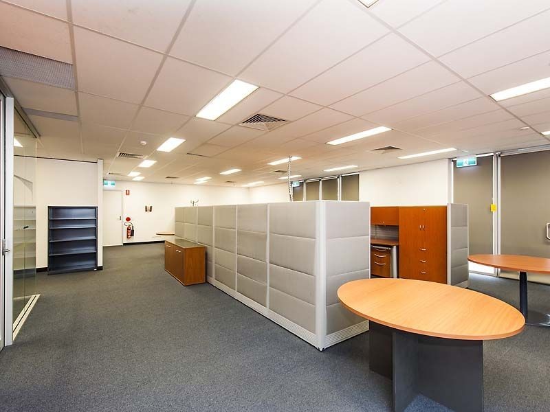 54 Kewdale Road, Welshpool WA 6106