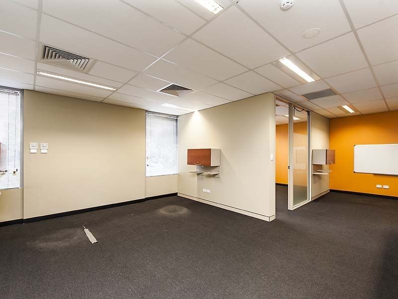 54 Kewdale Road, Welshpool WA 6106