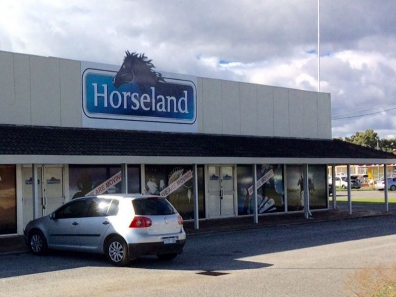 5 & 6/1862 Albany Highway, Maddington WA 6109