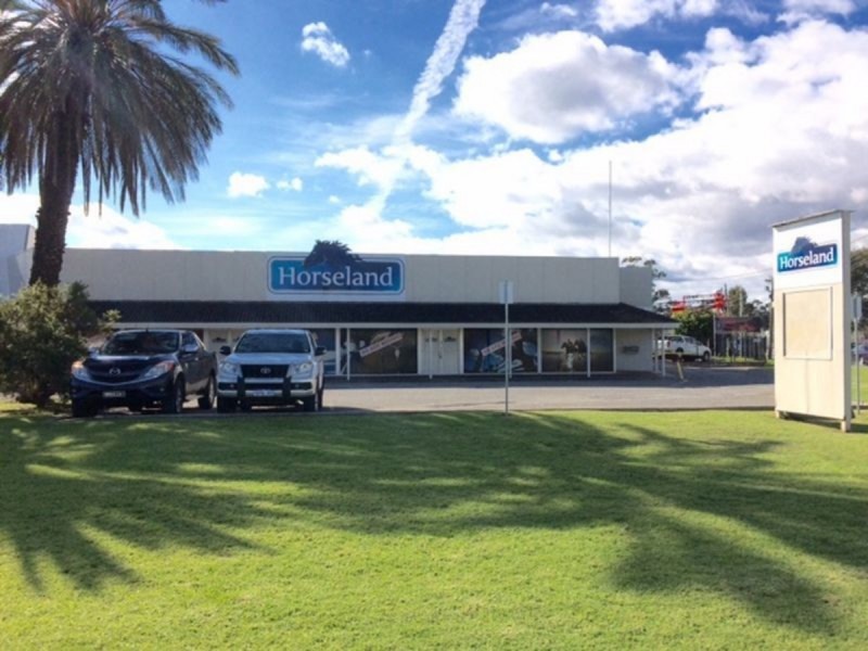 5 & 6/1862 Albany Highway, Maddington WA 6109