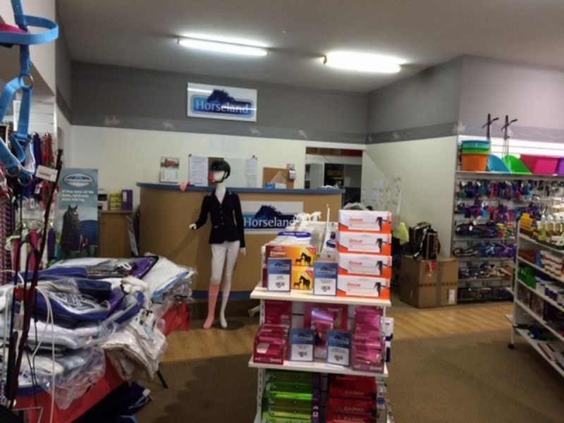 5 & 6/1862 Albany Highway, Maddington WA 6109