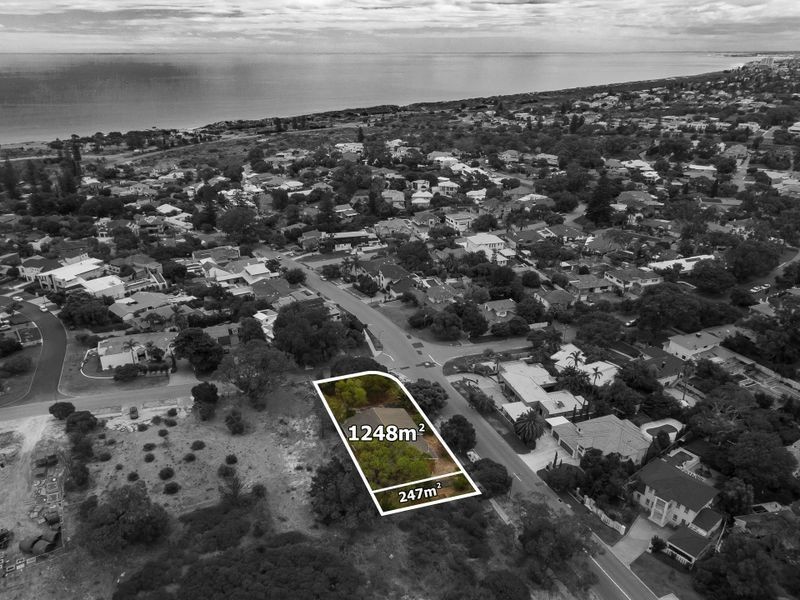 35 Boronia Crescent, City Beach WA 6015