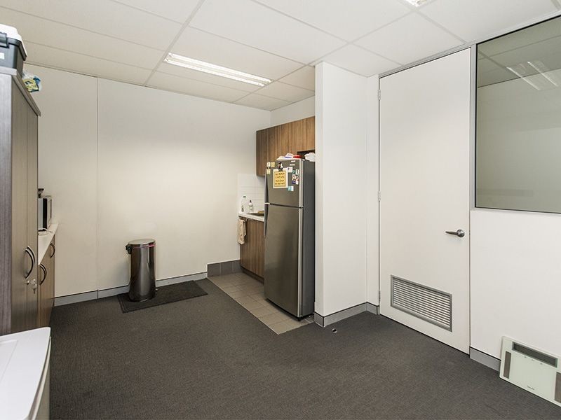 8/66 Belgravia Street, Belmont WA 6104