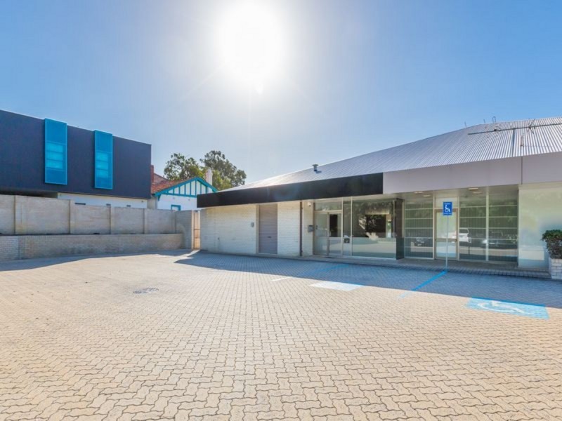 108 Stirling Highway, Nedlands WA 6009