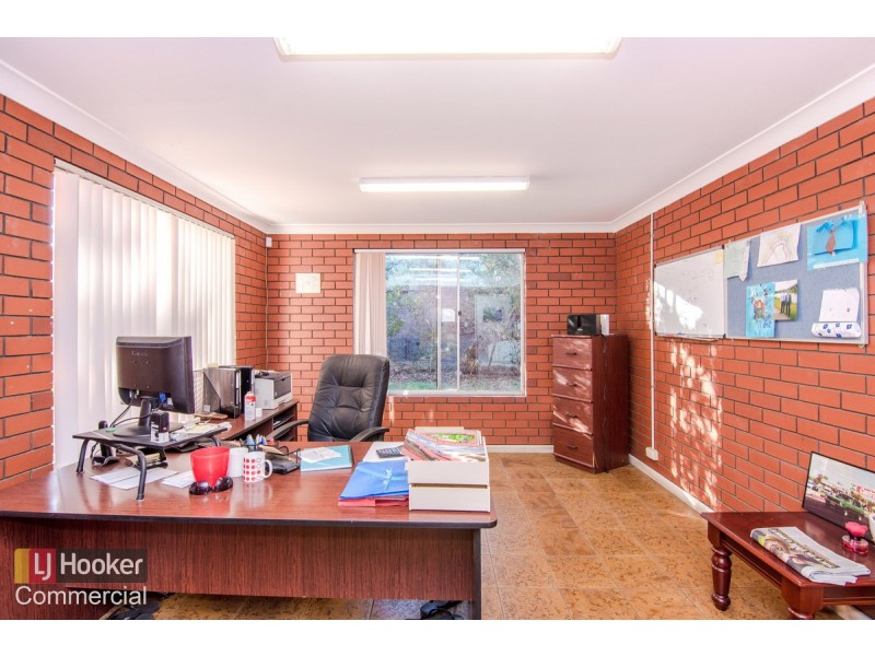 5 Rollings Crescent, Kwinana Beach WA 6167