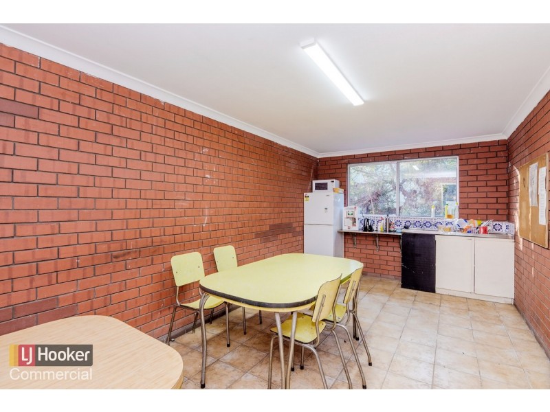 5 Rollings Crescent, Kwinana Beach WA 6167