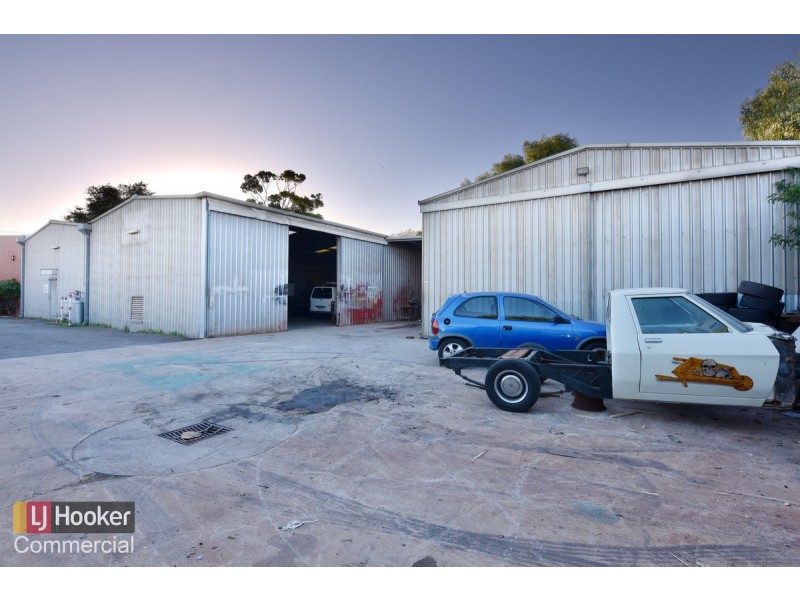 5 Rollings Crescent, Kwinana Beach WA 6167